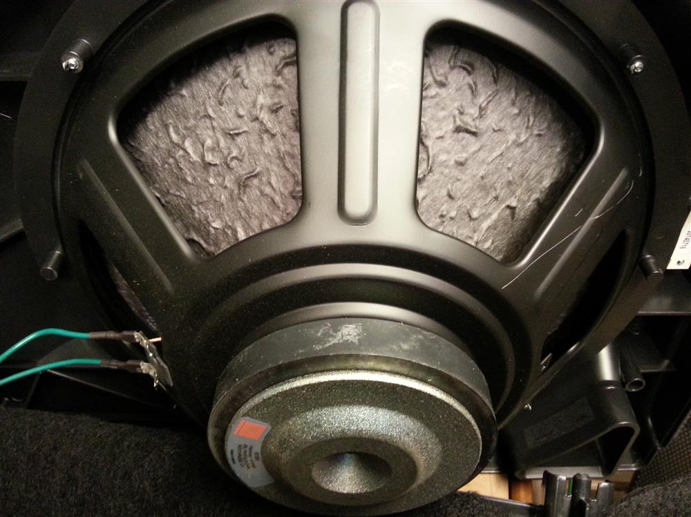 eon 615 woofer