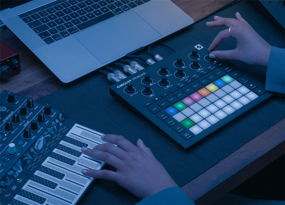 novation-circuit-tracks-StudioPowerhouse-02