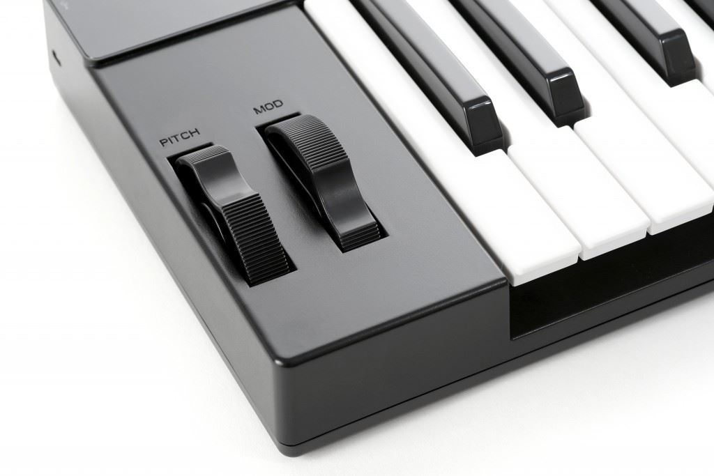 ik multimedia irig keys 37 usb pro with sampletank se